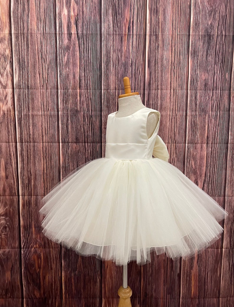 Girls White Pearls V-Back Knee Length Party Dress